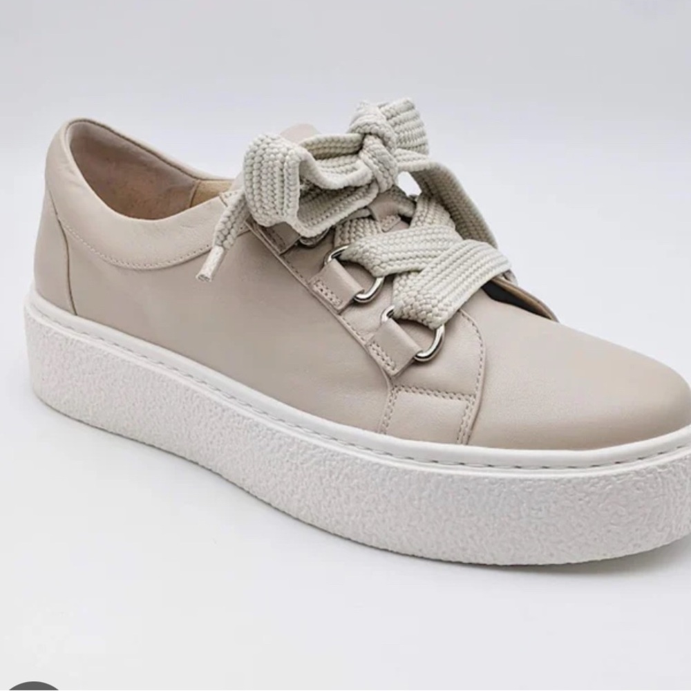 Vaneli Women's Beige Sneakers